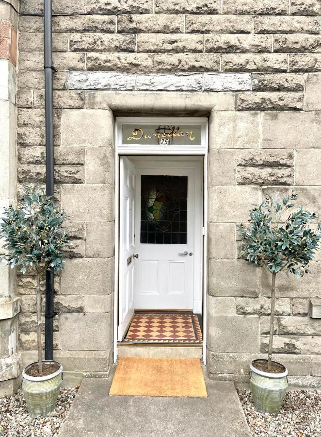 Stylish & Chic Central Apartment With Hot Tub パース エクステリア 写真